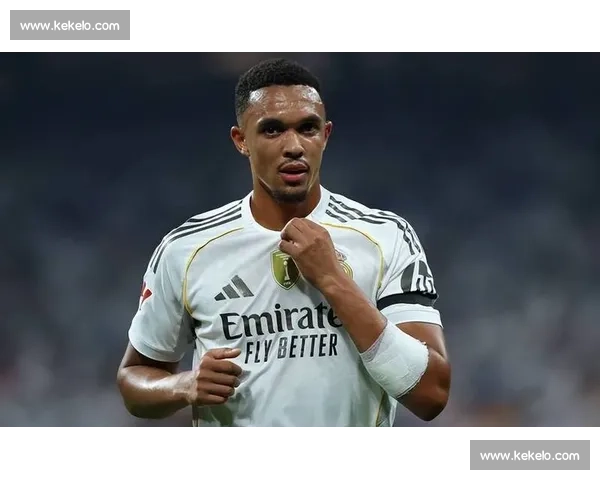 攻防失衡!阿诺德皇马首秀 5 次对抗仅 1 胜,12 次丢球权成隐患 攻防失衡!阿诺德皇马首秀 5 次对抗仅 1 胜,12 次丢球权成隐患